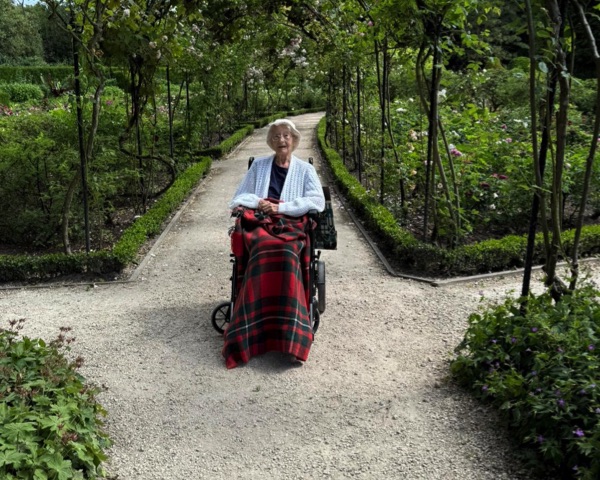 Lady in wheelchair enjoying an outing with Doncaster home carer